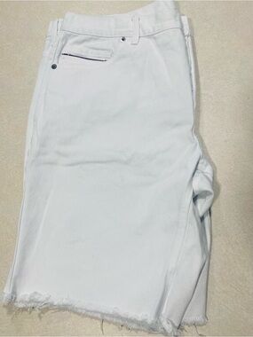 Sun + Stone White Men's Frayed Hem Jean Shorts
